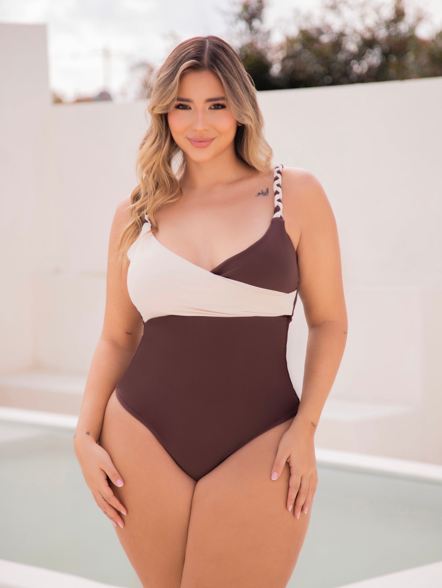 Body Multifuncional Amalfi Chocolate